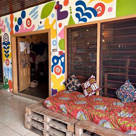 Tumi Hostel Kumasi Zewnętrze zdjęcie